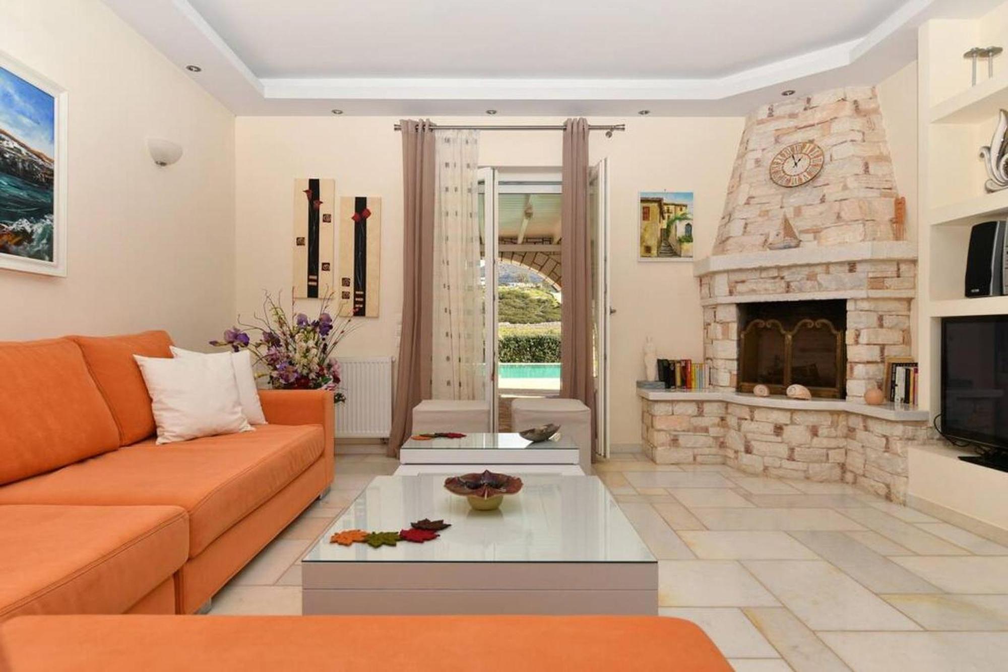 Villa Dionysos In Aliki Exterior photo
